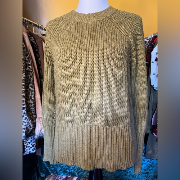 Chartreuse cable knit crewneck sweater - Picture 2 of 4